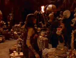 extant_XenaWarriorPrincess_1x14-AFistfulofDinars_02903