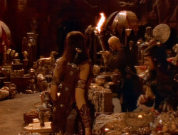extant_XenaWarriorPrincess_1x14-AFistfulofDinars_02904