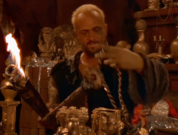 extant_XenaWarriorPrincess_1x14-AFistfulofDinars_02926