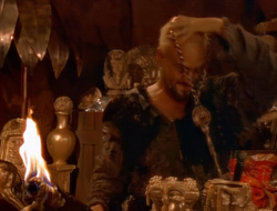 extant_XenaWarriorPrincess_1x14-AFistfulofDinars_02928