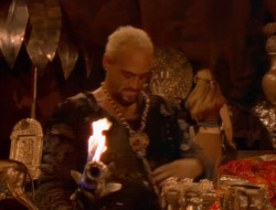 extant_XenaWarriorPrincess_1x14-AFistfulofDinars_02929