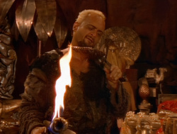 extant_XenaWarriorPrincess_1x14-AFistfulofDinars_02937