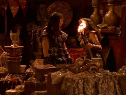 extant_XenaWarriorPrincess_1x14-AFistfulofDinars_02972