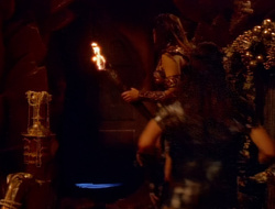 extant_XenaWarriorPrincess_1x14-AFistfulofDinars_02978