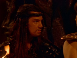 extant_XenaWarriorPrincess_1x14-AFistfulofDinars_03007