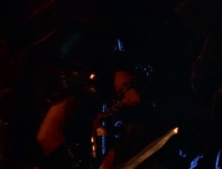 extant_XenaWarriorPrincess_1x14-AFistfulofDinars_03046