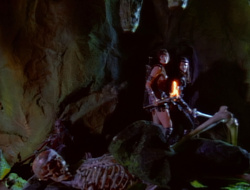 extant_XenaWarriorPrincess_1x14-AFistfulofDinars_03133
