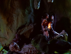 extant_XenaWarriorPrincess_1x14-AFistfulofDinars_03138