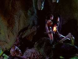 extant_XenaWarriorPrincess_1x14-AFistfulofDinars_03141