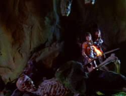 extant_XenaWarriorPrincess_1x14-AFistfulofDinars_03144