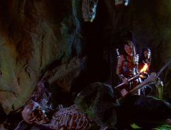 extant_XenaWarriorPrincess_1x14-AFistfulofDinars_03146