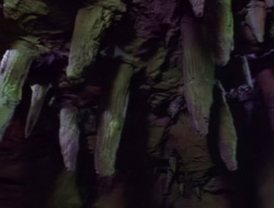 extant_XenaWarriorPrincess_1x14-AFistfulofDinars_03173