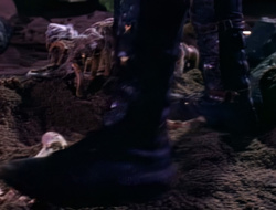 extant_XenaWarriorPrincess_1x14-AFistfulofDinars_03180