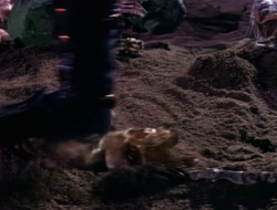 extant_XenaWarriorPrincess_1x14-AFistfulofDinars_03184