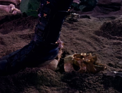 extant_XenaWarriorPrincess_1x14-AFistfulofDinars_03189