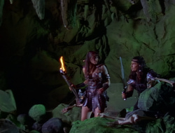 extant_XenaWarriorPrincess_1x14-AFistfulofDinars_03193