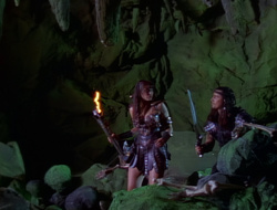 extant_XenaWarriorPrincess_1x14-AFistfulofDinars_03194