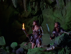 extant_XenaWarriorPrincess_1x14-AFistfulofDinars_03195