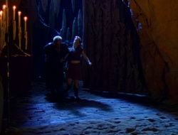 extant_XenaWarriorPrincess_1x14-AFistfulofDinars_03228