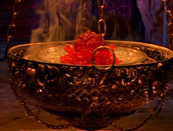 extant_XenaWarriorPrincess_1x14-AFistfulofDinars_03263