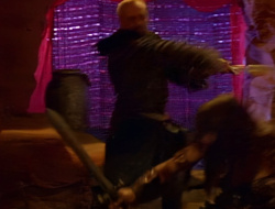 extant_XenaWarriorPrincess_1x14-AFistfulofDinars_03353
