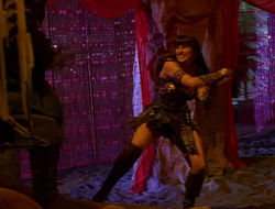 extant_XenaWarriorPrincess_1x14-AFistfulofDinars_03370