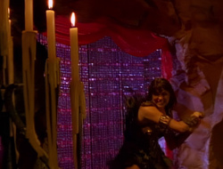 extant_XenaWarriorPrincess_1x14-AFistfulofDinars_03373