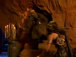 extant_XenaWarriorPrincess_1x14-AFistfulofDinars_03378