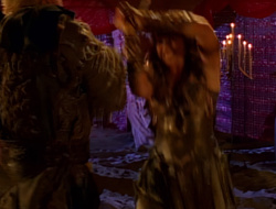 extant_XenaWarriorPrincess_1x14-AFistfulofDinars_03474