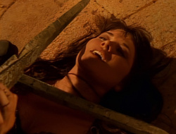 extant_XenaWarriorPrincess_1x14-AFistfulofDinars_03487