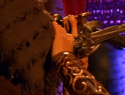extant_XenaWarriorPrincess_1x14-AFistfulofDinars_03507
