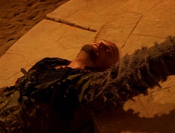 extant_XenaWarriorPrincess_1x14-AFistfulofDinars_03554