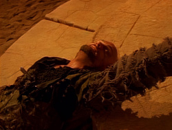 extant_XenaWarriorPrincess_1x14-AFistfulofDinars_03555