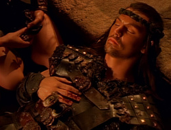 extant_XenaWarriorPrincess_1x14-AFistfulofDinars_03673