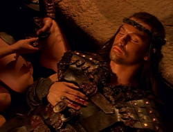 extant_XenaWarriorPrincess_1x14-AFistfulofDinars_03677