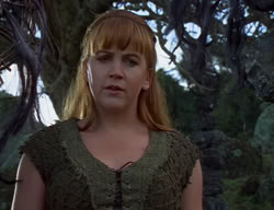 extant_XenaWarriorPrincess_2x01-OrphanOfWar_00090