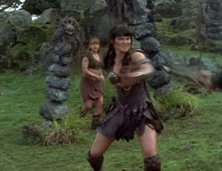 extant_XenaWarriorPrincess_2x01-OrphanOfWar_00119