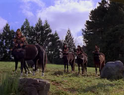 extant_XenaWarriorPrincess_2x01-OrphanOfWar_00194