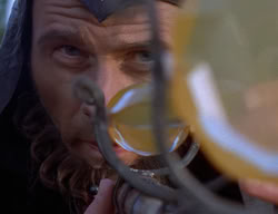 extant_XenaWarriorPrincess_2x01-OrphanOfWar_00659