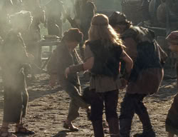 extant_XenaWarriorPrincess_2x01-OrphanOfWar_00826