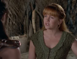 extant_XenaWarriorPrincess_2x01-OrphanOfWar_00875