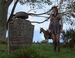 extant_XenaWarriorPrincess_2x01-OrphanOfWar_01055
