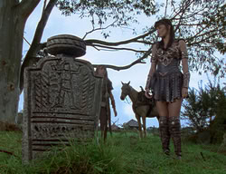 extant_XenaWarriorPrincess_2x01-OrphanOfWar_01056
