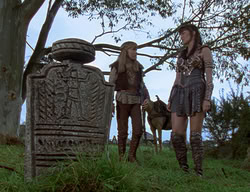 extant_XenaWarriorPrincess_2x01-OrphanOfWar_01065