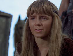 extant_XenaWarriorPrincess_2x01-OrphanOfWar_01103