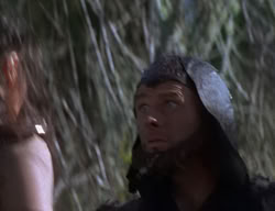 extant_XenaWarriorPrincess_2x01-OrphanOfWar_01220