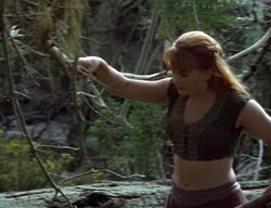 extant_XenaWarriorPrincess_2x01-OrphanOfWar_01265
