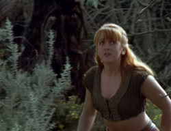 extant_XenaWarriorPrincess_2x01-OrphanOfWar_01270