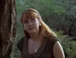 extant_XenaWarriorPrincess_2x01-OrphanOfWar_01276