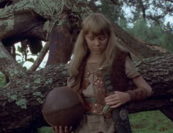 extant_XenaWarriorPrincess_2x01-OrphanOfWar_01314